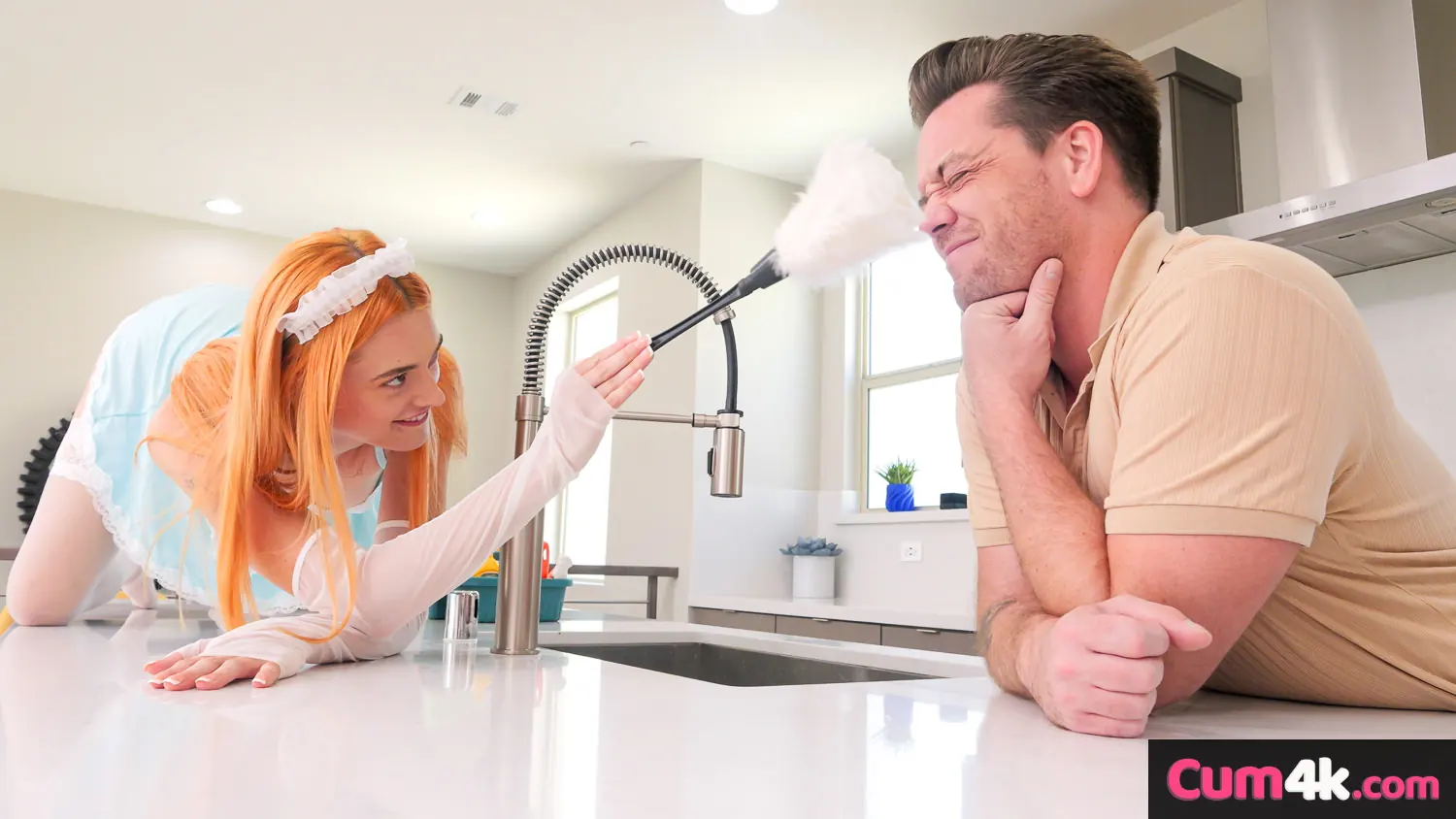 Gracey Snow - Maid Tease | Picture (6)